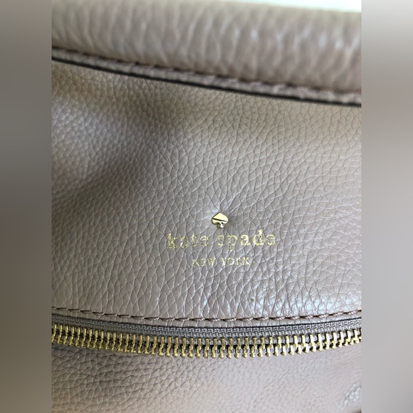 KATE SPADE - unique hard to find solid lavender leather weekender bag - LIKE NEW - Picture 5 of 16